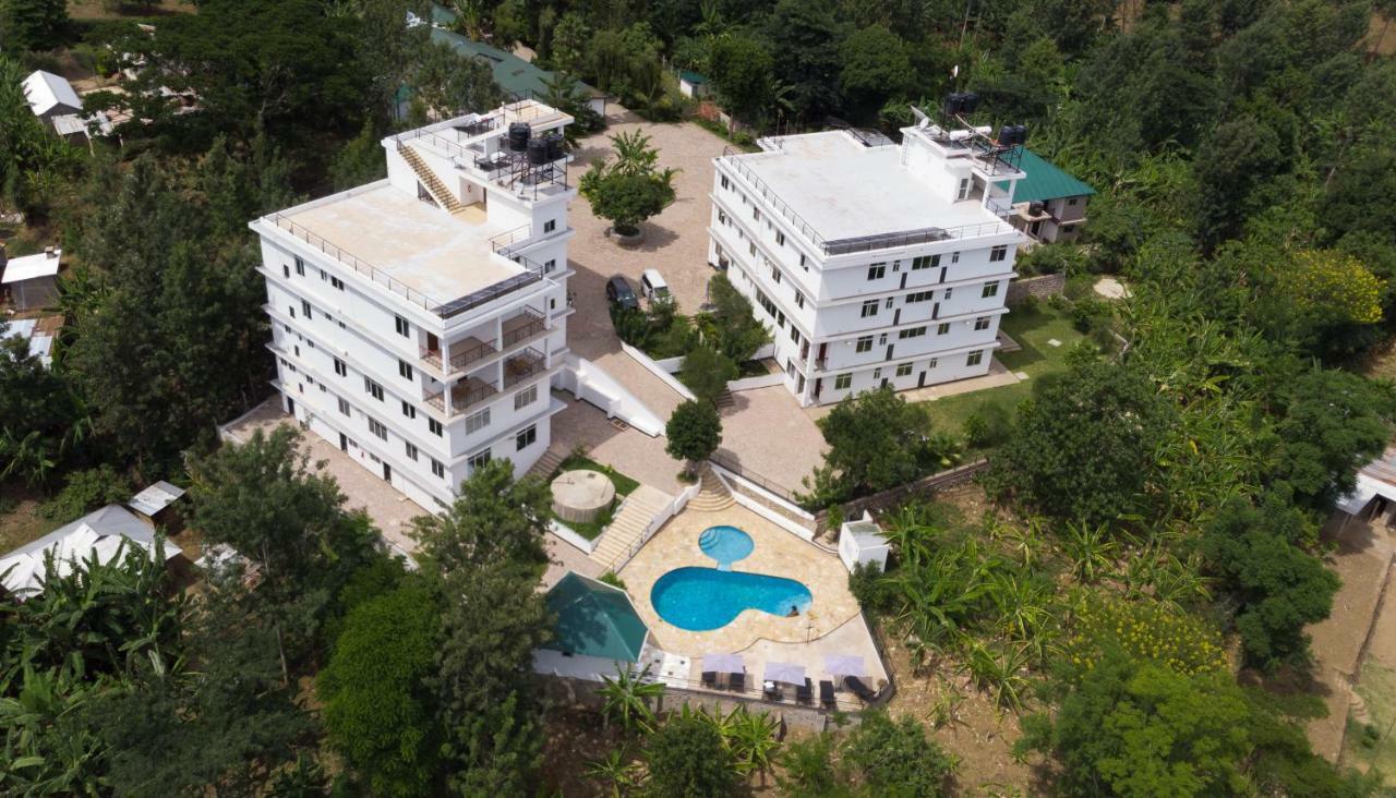 Two Mountains Lodge Arusha Exterior foto